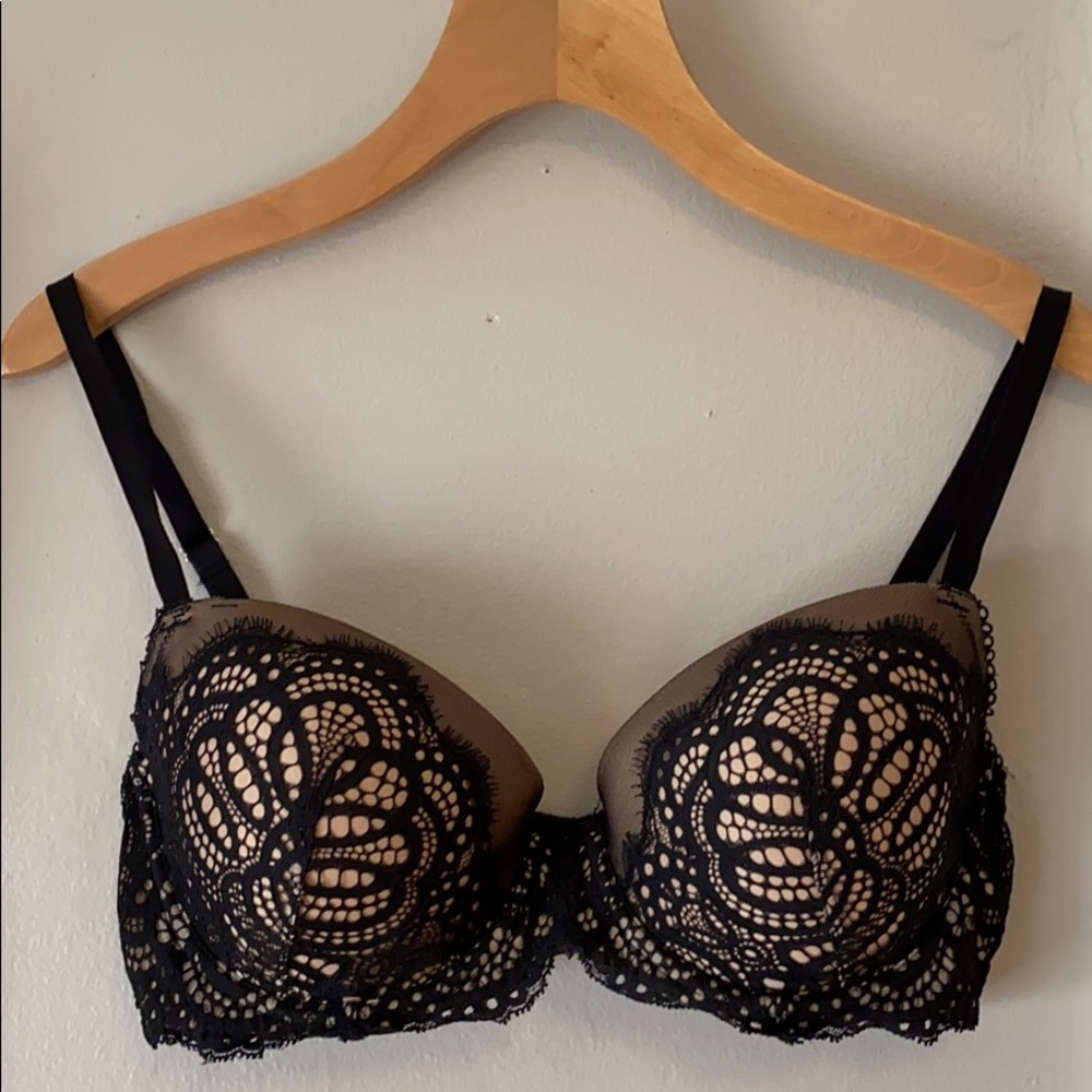 EUC Victoria’s Secret Dream Angels Demi Bra